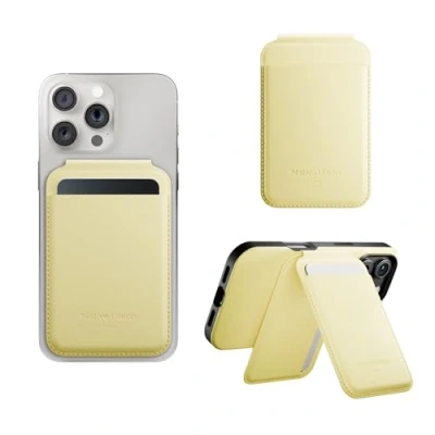 Image de Native Union Portefeuille Stand Active Magnétique Porte Carte MagSafe avec Support pour iPhone 16, 15, 14, 13, 12 Stocke 4 Cartes Matériaux Durables &amp; Recyclés (Citron)