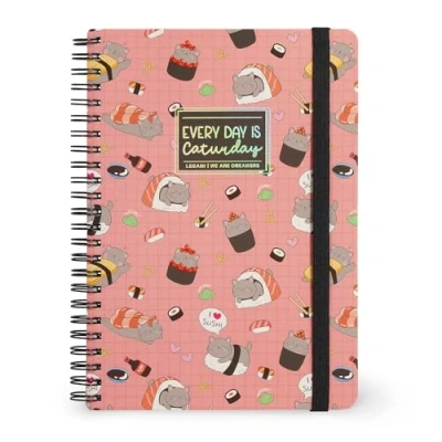 Image de LEGAMI Cahier à spirales ligné 7 mm, Sushi Cat, Large, Format A4, Papier certifié FSC, Contient 1 feuille d&#039;autocollants, 160 pages, Fermeture élastique, 15 x 21 cm