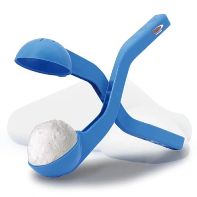 Image de Jamara 460395 Snow Play Pince 38cm Bleu Formez (Environ 7 cm de diamètre) en Quelques Secondes, Plus jamais Froides, Les Boules Neige sont duveteuses et Pas Aussi dures Que celles Faites à la Main
