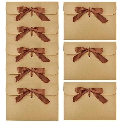 Image de 50 Pièces Cadeau Enveloppes, Enveloppes Rétro en Papier Kraft, Enveloppe Avec Rubans, DIY Carte Kraft Enveloppe, pour Invitations Faites à la Main, Mariage, Noël (le marron rubans)