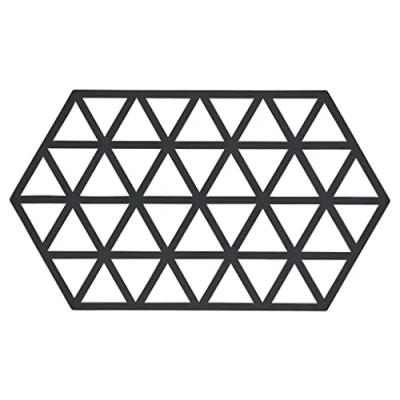 Image de Zone Denmark Trivet Triangles Black 24 x 14 cm