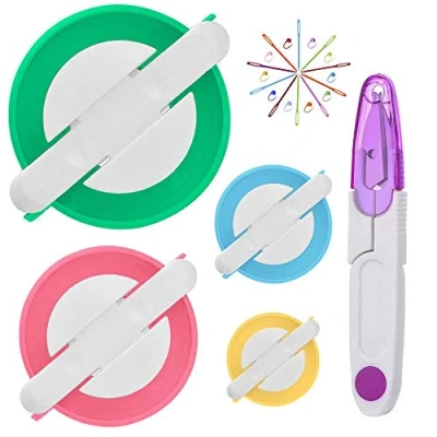 Image de KNEWMART Pom Maker,4 Tailles Fluff Ball Weaver Needle Pompom Maker Set DIY Pompoms Kits Contient 1pcs Ciseaux + 10pcs marqueurs de Point à Tricoter Aiguilles en Plastique (25)