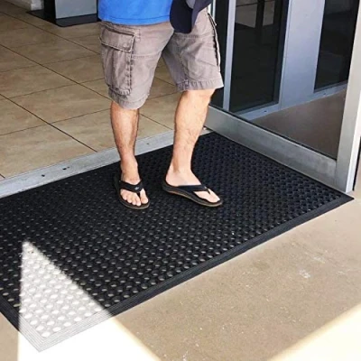 Image de The Shopfitting Shop Tapis d&#039;entrée en caoutchouc antidérapant pour intérieur et Dimensions 0,9 m x 1,5 0,6 m, Noir , 0.6 Metre 0.9
