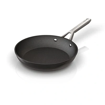Image de Ninja ZEROSTICK Essentials Cookware Poêle à frire de 28 cm, antiadhésive, durable en aluminium forgé, compatible avec les plaques induction, passe au four jusqu&#039;à 260 C, noir C10028UK
