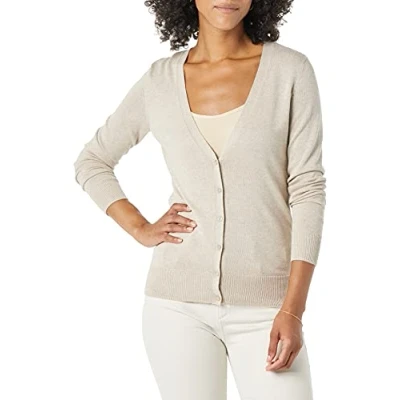 Image de Amazon Essentials Cardigan léger à col en V (Grande Taille Disponible) Femme, Avoine Clair, S