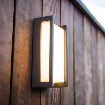 Image de LUTEC connect Applique d’extérieur LED Qubo, RGBW, intelligent