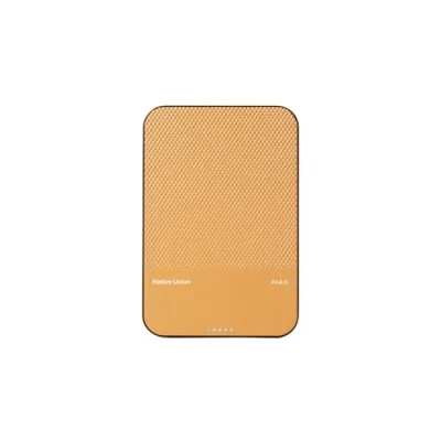 Image de Native Union (Re) Classic Power Bank Chargeur Portable magnétique Compatible MagSafe 5000mAh 15W Câble USB C Inclus pour iPhone 16, 16 Plus, Pro, Pro Max, AirPods et Plus Encore (Kraft)