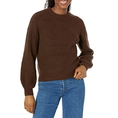 Image de Amazon Essentials Pull over côtelé à col ras du cou Femme, Marrón Espresso, S