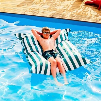 Image de LIVEDECO Pouf Géant XXL Déhoussable, Flottant pour Piscine, Vert Rayé Deauville Pool BiG52