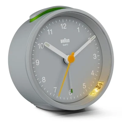 Image de Braun Réveil analogique Classique avec répétition (Fonction Snooze) et rétroéclairage, Mouvement Silencieux à Quartz, bip de l’Alarme en Crescendo, modèle BC12G Gris.