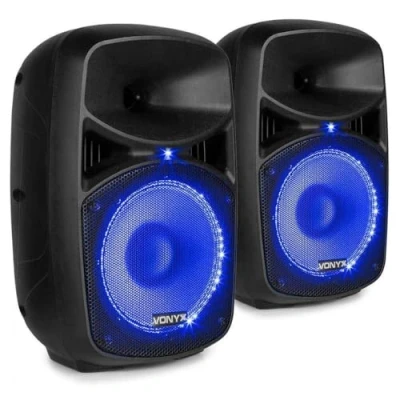 Image de VONYX VPS082A Set d&#039;Enceintes 400 Watts Plug &amp; Play avec Télécommande et Microphone Filaire, Paire 8&quot;, Technologie sans Fil Bluetooth, Lecteur USB/SD, Lumière Disco
