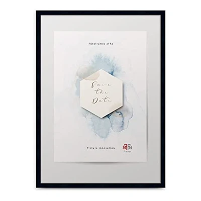 Image de aFFa frames Hekla The Frame Cadre photo en MDF Avec verre acrylique Noir 24 x 30 cm