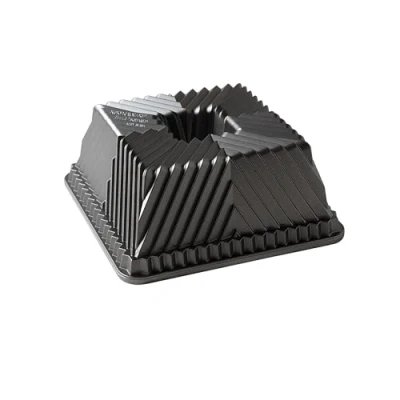 Image de Nordic Ware Baking Tray Bundt Squared Pan 22 x cm / 2.4 liters