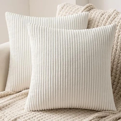 Image de MIULEE Lot de 2 Noël Housse Coussin Decorative en Velours Côtelé Canapé Taie d&#039;oreiller Douce pour Maison Salon Chambre Lit Clic Clac 40x40 cm Blanc