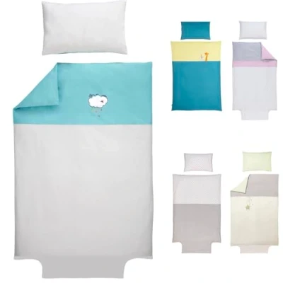 Image de P&#039;tit Basile Housse de couette 100x135 cm ou 100x140 + Taie 40x60 100% coton BIO 57 fils Parure bébé brodée Dans les Nuages Coloris gris et turquoise lit 60x120 70x140