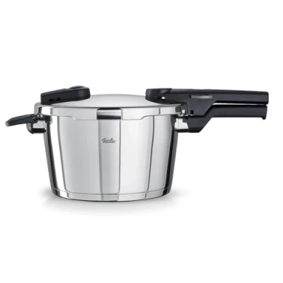 Image de Fissler Vitaquick Autocuiseur (4,5 l, 22 cm) Marmite À Pression En Acier Inoxydable, 2 Niveaux De Cuisson, Avec Panier Vapeur, Fabrication Allemagne, Compatible Induction