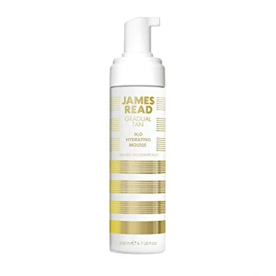 Image de JAMES READ H2O Mousse bronzante hydratante, éclat naturel, rajeunissante et infusée avec des eaux de fruits, nutriments vitamines, résultats durables, pour tous les types