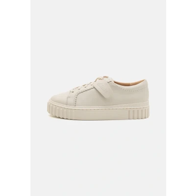 Image de Clarks Femme Mayhill Walk Basket, Off White Lea, 39 EU