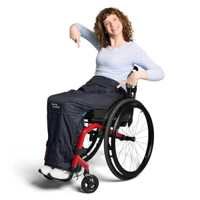 Image de MyBlanket, couverture coupe vent et imperméable pour fauteuil roulant, s’installe rapidement sans se lever du 38x24x8cm ; 0,6 kg; disponible en 1 couleur : Bleu Nuit