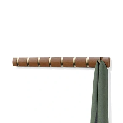 Image de UMBRA Patère Flip Portemanteau moderne, simple et peu encombrant, avec 5 crochets mobiles pour vestes, manteaux, écharpes, sacs à main plus encore, Ashwood, noyer clair/doré