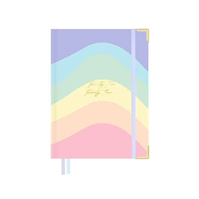 Image de Agenda académique 22 23 Douce Vue hebdomadaire Format A5 15 x 20 cm Reliure Book Espagnol Anglais Avec autocollants, 2 rubans et une poche porte documents Takenote