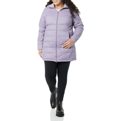 Image de Amazon Essentials Doudoune à Capuche légère et imperméable (Disponible en Grande Taille) Femme, Raisin, S