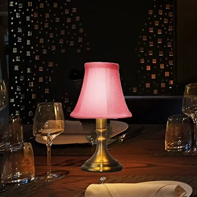 Image de lampe de table à batterie LED sans fil intensité variable, chevet tactile avec abat jour en tissu rouge, rétro restaurant rechargeable, blanc chaud, pour