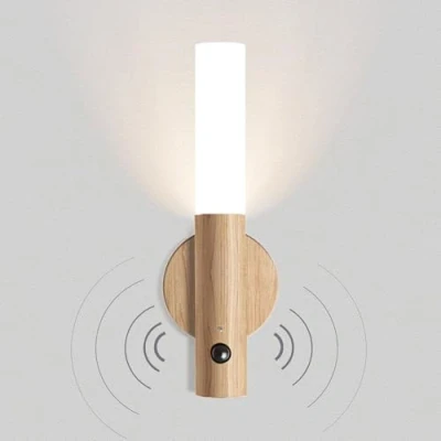 Image de VOMI Luminaire Sans Fil LED Applique Murale Bois Batterie Lampe Detecteur de Mouvement Intérieur à Pile USB Rechargeable Magnetique Lumière Veilleuse Escalier Détecteur, Blanc Chaud
