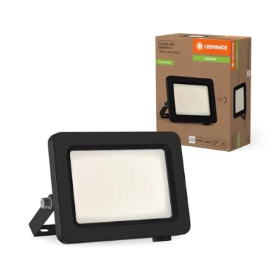 Image de LEDVANCE Projecteur LED de classe d&#039;efficacité énergétique A, boîtier en aluminium noir, 5W, 870lm, pour applications extérieures, design compact, léger, facile à installer