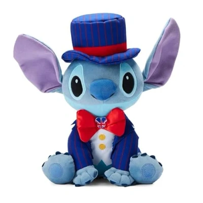 Image de Disney Store Official Peluche Stitch, Lilo &amp; 35 cm/14&quot;, Tenue inspirée du Royaume Uni et pin&#039;s Mickey Drapeau Britannique, Convient dès la Naissance, adapté à Tous Les âges