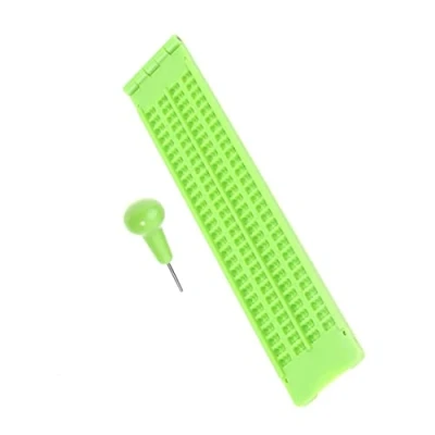 Image de melairo Tableau D&#039;éCriture Braille 4 Lignes 28 Cellules avec Stylet Ardoise Pratique Portable pour Les Fournitures d&#039;apprentissage Aveugles