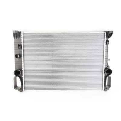 Image de NISSENS 62796A radiateur du moteur Aluminium 640 459 40 Grille de soudée MERCEDES BENZ: Classe E Berline, CLK Coupe, CLS Coupe