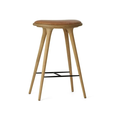 Image de Mater High stool tabouret de bar bas 69 cm cuir naturel, support en chêne savonné
