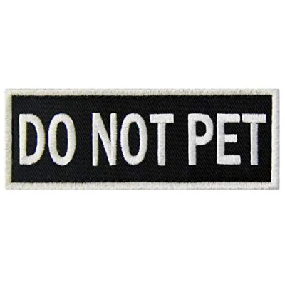 Image de Signe d&#039;alerte pour chien avec patchs et harnais brodés DO NOT PET