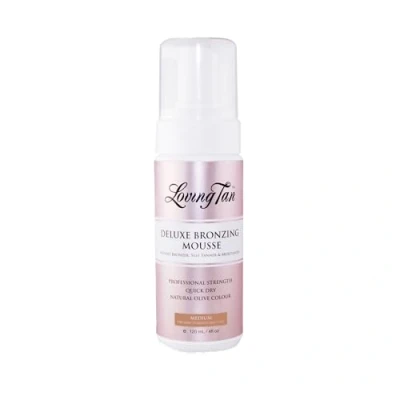 Image de Loving Tan Mousse bronzante de luxe, moyenne sans traces, aspect naturel, force professionnelle, bronzage soleil Jusqu&#039;à 5 applications d&#039;autobronzage par flacon, cruauté envers les