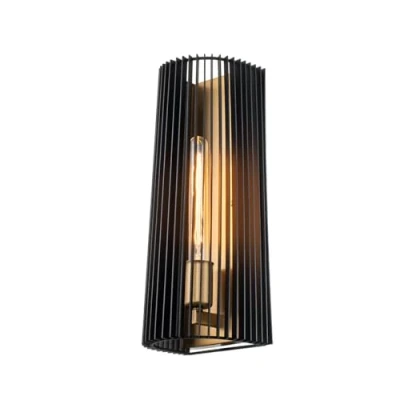Image de Quintiesse Applique Linara, noire/laiton, à une lampe