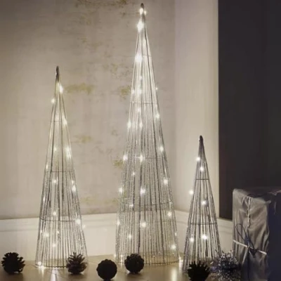Image de Marco Paul Lot de 3 sapins Noël modernes en forme cône avec 90 lumières LED éclairé à alimentation électrique lumineux sur pied Décoration sol pour