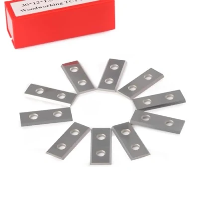Image de Trvoxviq Lot de 10 lames réversibles interchangeables en carbure tungstène 1,5 mm d&#039;épaisseur, 12 x 30 mm, pour fraises à affleurer plaques (pour remplacement), avec 2 vis