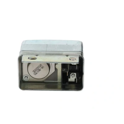 Image de BOSCH F 026 T02 230 Régulateur d&#039;Alternateur 12V RENAULT: 4 Break, R5 3/5 portes, 17 Coupe, PORSCHE: 911 914 Targa