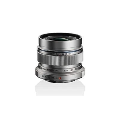 Image de Olympus M.Zuiko Objectif Digital ED 12mm F2.0, focale fixe lumineuse, compatible tout appareil Micro 4/3 (modèles OM D &amp; PEN, Panasonic G series), Argent