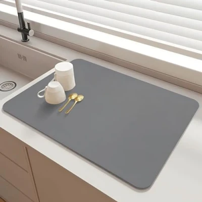 Image de SOQKEEN Tapis Egouttoir Vaisselle, 50x40 cm Vaisselle Absorbant, égouttoir Absorbant Antidérapant, Machine a Cafe pour Bar, à Café, Gris Clair
