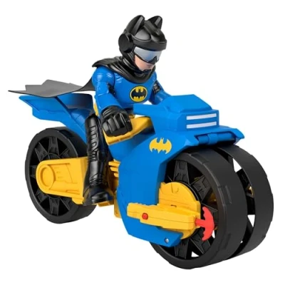 Image de Fisher Price Imaginext DC Super Friends, Batman Batcycle XL avec Lance Projectile Et Figurine Articulée (25 Cm) Habillée De Bleu, Jouet Enfant, Dès 3 Ans, HNM32