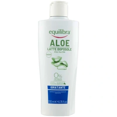 Image de Equilibra Solari, Aloe Latte Doposole Hydratant, à base d&#039;huile de Carota, Vitamine E, Vera (40%), Hydratant qui rafraîchit et remet la peau rougelée, 200 ml