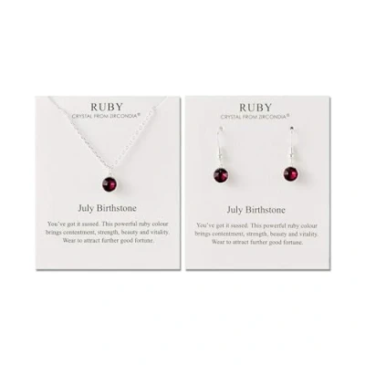 Image de Philip Jones Ensemble collier et boucles d&#039;oreilles avec pierre de naissance juillet (rubis) créés des cristaux Zircondia®