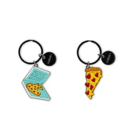 Image de Legami Lot de 2 porte clés en métal émaillé, What a Key Ring!, motif pizza, cadeau pour couple, charme sac, anneau spirale résistant, dimensions 4 x 8,5 0,2 cm, jaune, Taglia