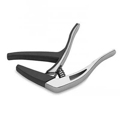 Image de Stagg Curved Trigger Capo for Electric or Acoustic Guitar in Chrome