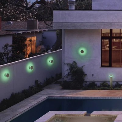 Image de LEDVANCE Applique extérieur WiFi SMART+ 10W 850lm gris, blanc chaud 3000K et 16 millions de couleurs, boîtier en acier inoxydable, contrôlable par application, compatible avec Amazon, Google, etc.