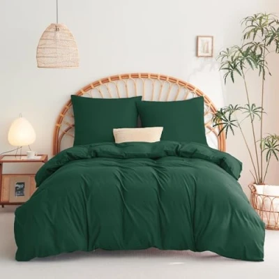 Image de WAVVE Parure de lit, 3 pièces, Housse Couette 155 x 220 cm et 2 taies d&#039;oreiller 80 cm, en Microfibre, avec Fermeture éclair, Douce Infroissable, Vert Émeraude
