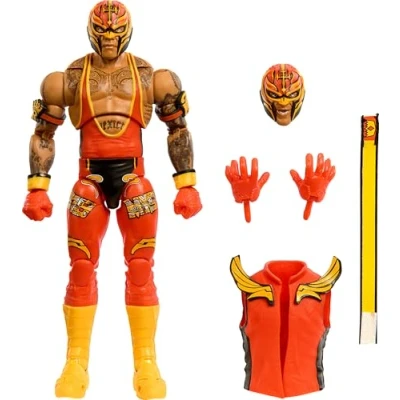 Image de WWE Mattel Ultimate Edition Figurine et accessoires, 15,2 cm Rey Mysterio à collectionner avec têtes mains interchangeables, 30 points d&#039;articulation