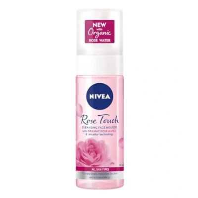 Image de NIVEA Lot de 2 mousses nettoyantes pour le visage rose Touch 150 ml Eau bio Technologie micellaire une peau lisse et hydratée au parfum délicat x